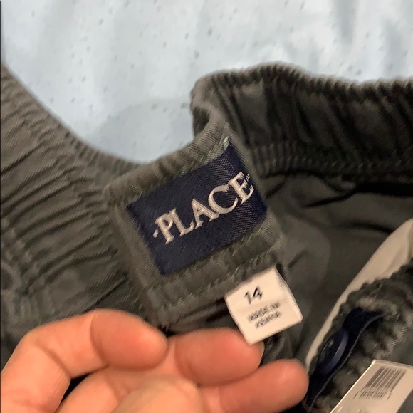 BNWT The Children’s Place boys adjustable elastic band pants. - Picture 3 of 3